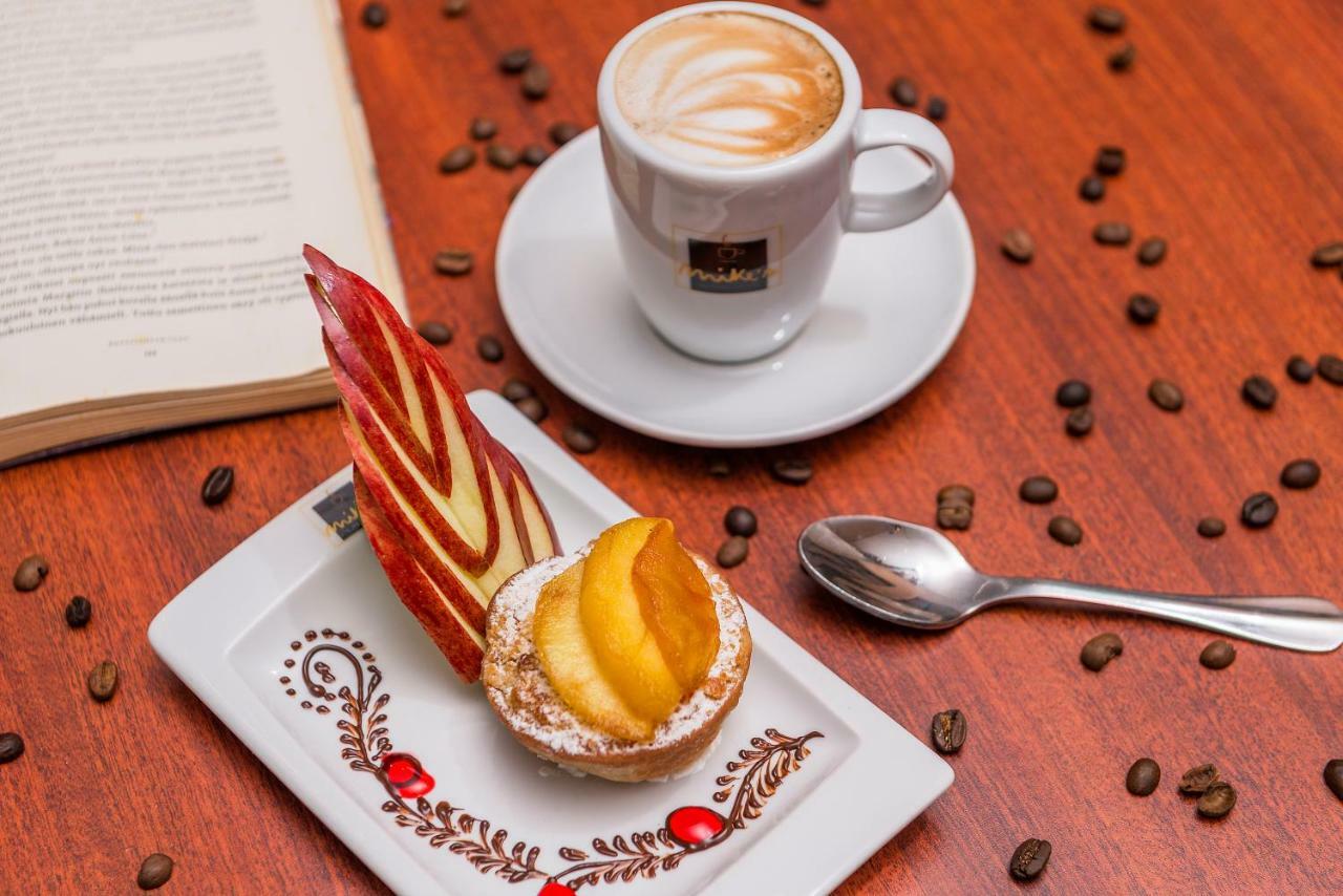 Ocean Coral Spring Resort Spring Rises Extérieur photo A cup of cappuccino