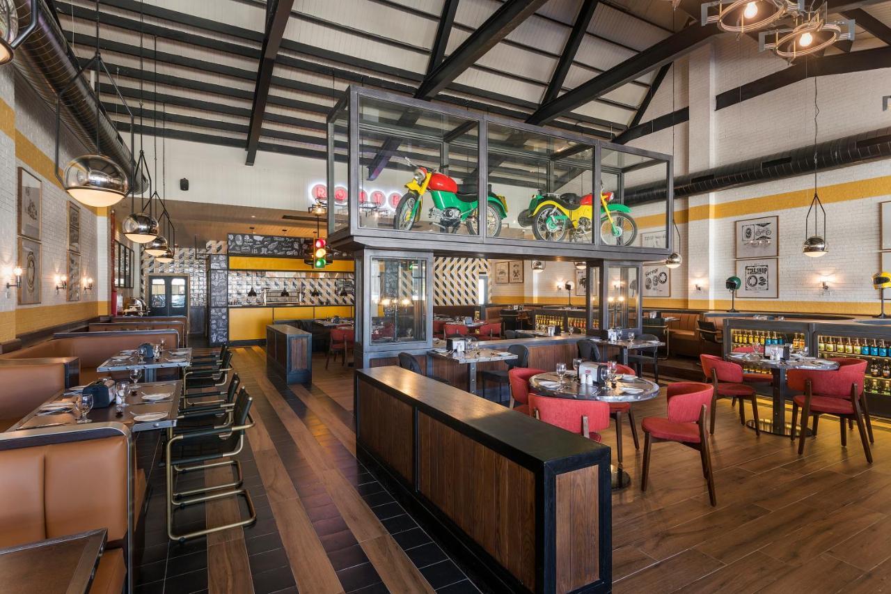 Ocean Coral Spring Resort Spring Rises Extérieur photo The interior of the restaurant