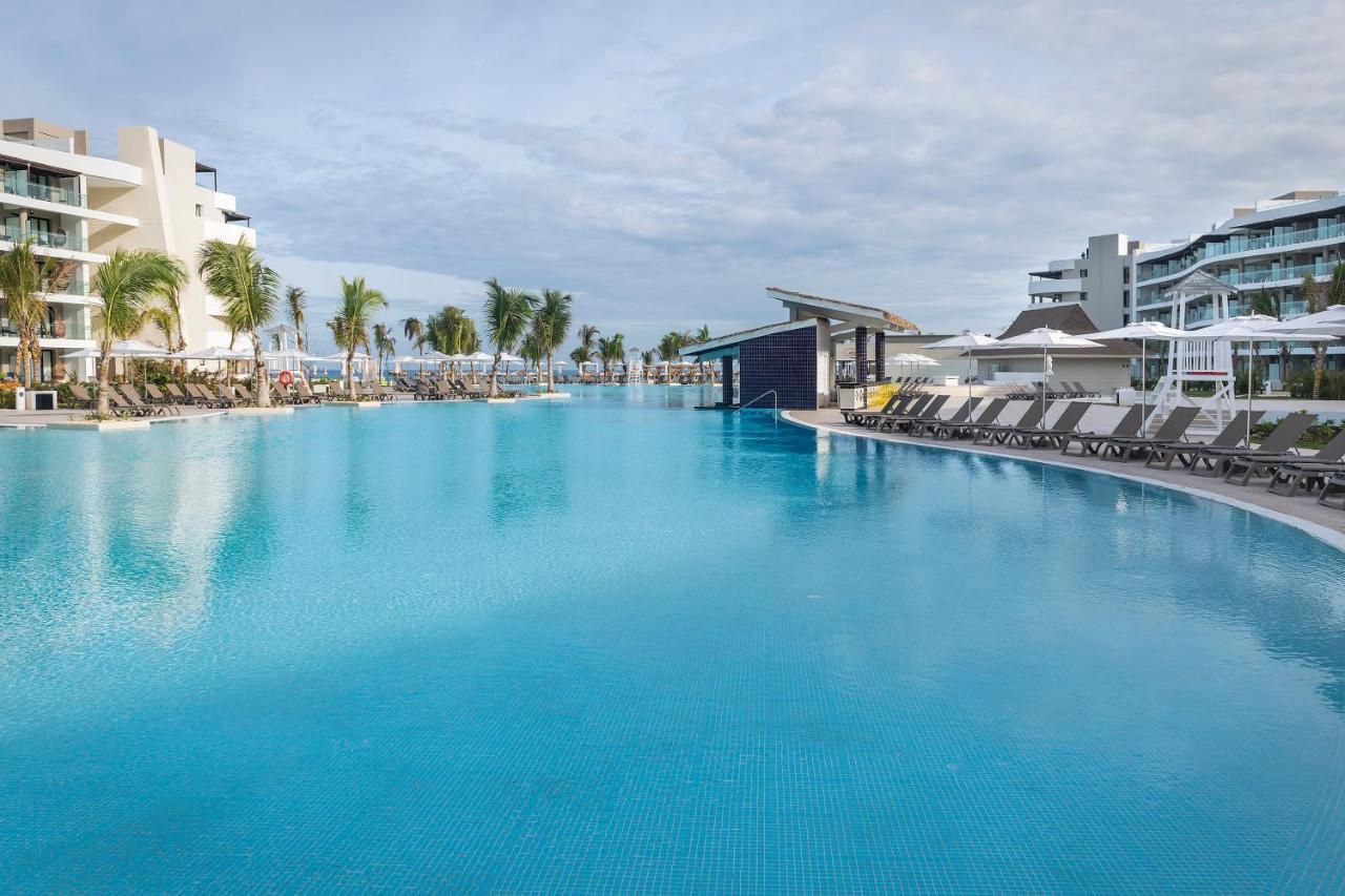 Ocean Coral Spring Resort Spring Rises Extérieur photo The pool at the Hard Rock Hotel