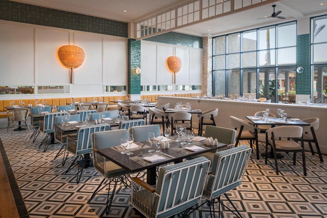 Ocean Coral Spring Resort Spring Rises Extérieur photo The interior of the restaurant